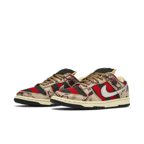 Nike SB Dunk Low Pro Freddy Krueger - Image 2